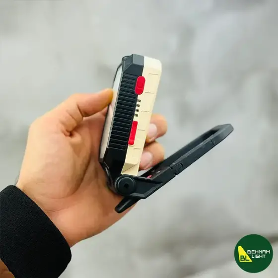 چراغ کمپینگ شارژی زینگارو مدل W599A