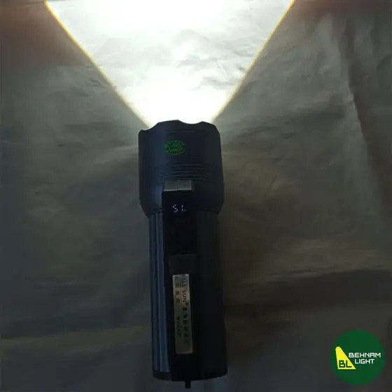 نورافکن زومدار اسمال سان مدل S070