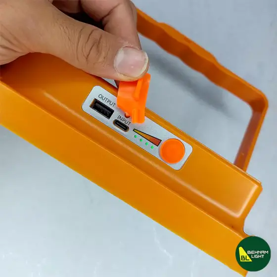 چراغ پروژکتور اسمال سان مدل SL-D8