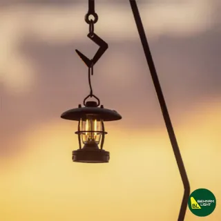 چراغ آویز کمپینگ رترو بلک داگ مدل BD-LYD010