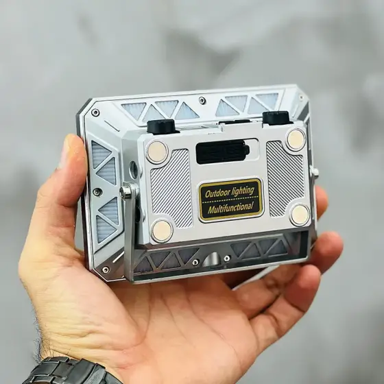 پروژکتور شارژی به همراه پنل RGB مدل W8138-5