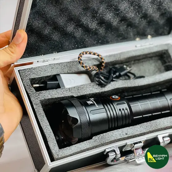 چراغ قوه زینگارو مدل 889